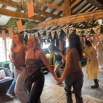 Hen Party - Line Dancing